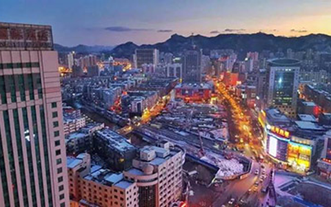 市本级推行“交地（房）即交证”改革