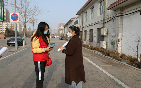 平泉市委网信办开展网络公益活动