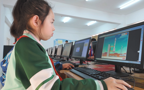 承德市双桥区第四届中小学创客大赛成功举办