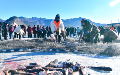 2025木兰围场第三届冬捕季开幕