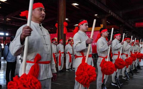 开窖启新章 山庄集团2025中国皇家酒文化开窖节擘画百亿蓝图