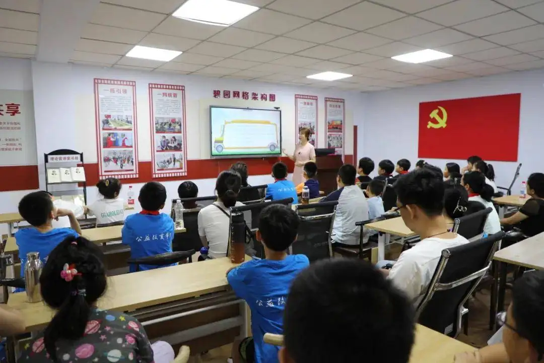 双桥区委网信办开展“清朗空间 守护成长”未成年人网络保护宣讲活动