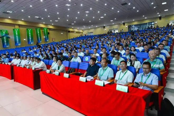 第27届中国马铃薯大会在围场满族蒙古族自治县开幕